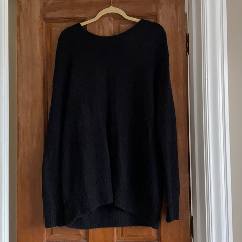 Black fuzzy hinge sweater
